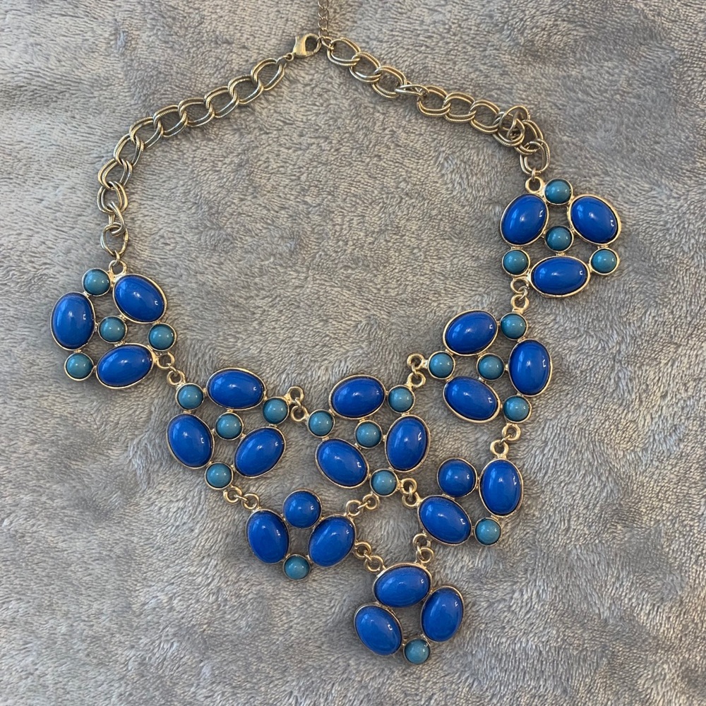 Francesca’s Collections Statement Necklace